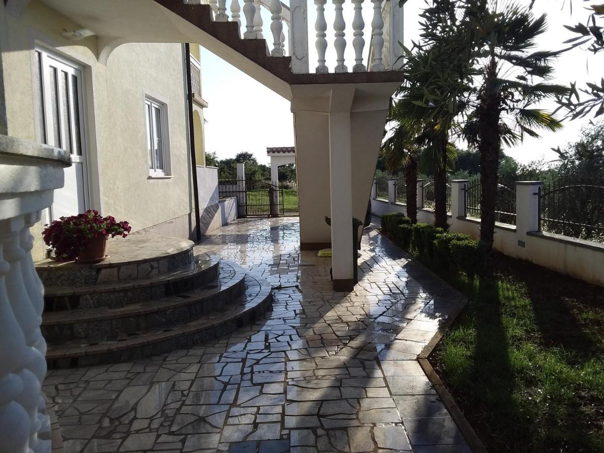 House Apartments Ariamare Poreč Eksteriør billede