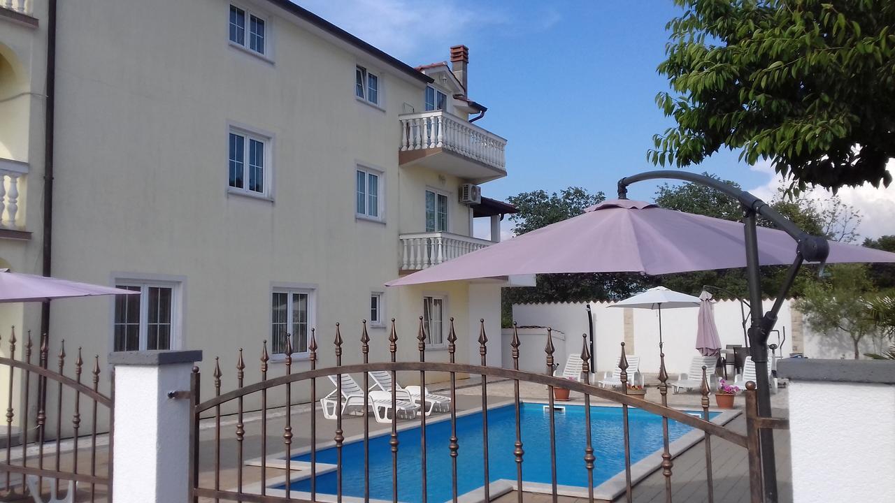 House Apartments Ariamare Poreč Eksteriør billede
